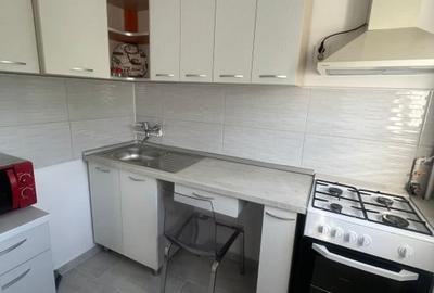 Garsonieră nedecomandată, mobilată în Sud - 7