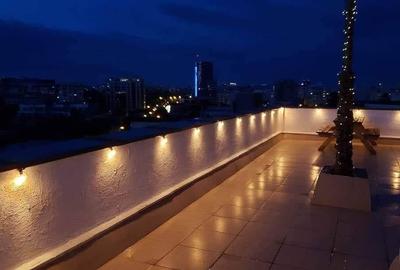Apartament cu 2 camere semidecomandat, mobilat în Tineretului