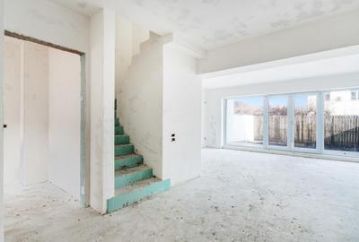 Casă individuală cu 5 camere cu Canalizare în Central - 35