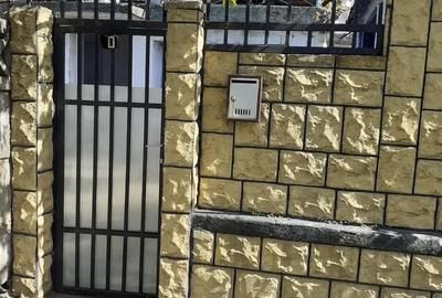 Casă cu Teren 400 Mp în Central - 3