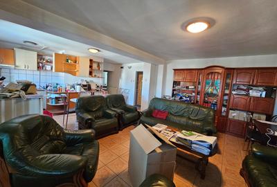 Apartament 3 camere, 2 balcoane,etaj 2, zona Dorobanti, langa Biserica noua - 6