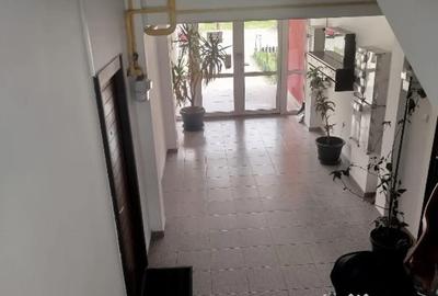 Garsonieră decomandată în Sânpetru - 11