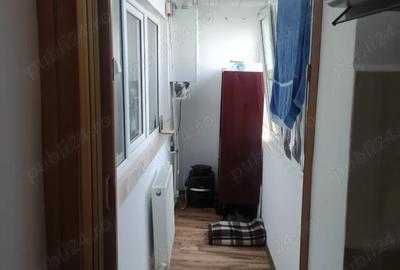 Inchiriez apartament 1 camera obor - 2