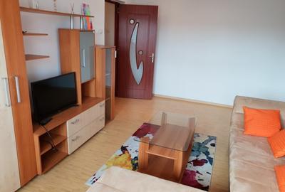 Apartament cu 3 camere decomandat în Gheorghe Doja