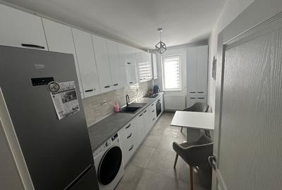 Apartament cu 4 camere decomandat, mobilat în Giroc - 3