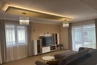 Casă cu 5 camere cu Teren 2000 Mp în Volovăț - 8