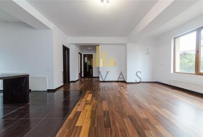 Apartament cu 3 camere semidecomandat în Băneasa - 1