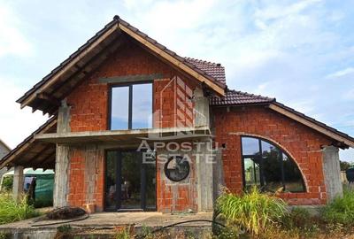 Casa la rosu, de vanzare, in Curtici, jud. Arad. - 2