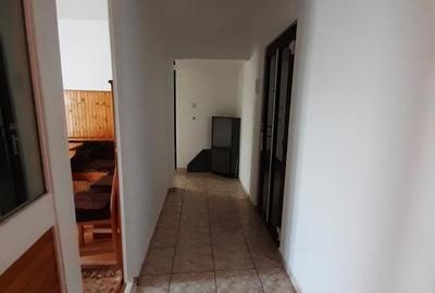 Apartament cu 2 camere decomandat în Central - 1