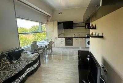 Apartament cu 2 camere semidecomandat, mobilat în Iris