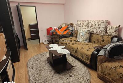 Apartament cu 3 camere decomandat în Cetate - 2