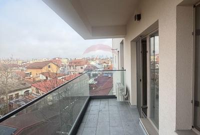 Apartament cu 3 camere în Central - 2