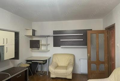 Apartament cu 3 camere decomandat în Central - 9