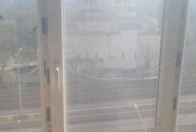 Apartament cu 3 camere decomandat în Doamna Ghica