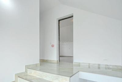 Zona Linistita Structura Generoasa - 13