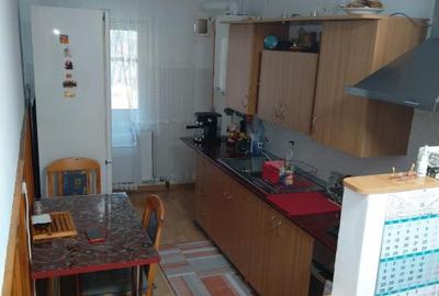 Apartament 3 camere, decomandat - zona Racadau - 6