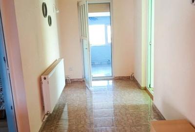 Casă cu 4 camere cu Teren 1040 Mp în Mărăcineni - 2