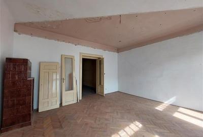 Apartament ultracentral cu 2 garaje - 10
