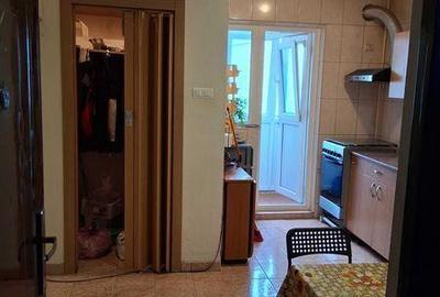 Apartament cu 3 camere în Berceni - 2