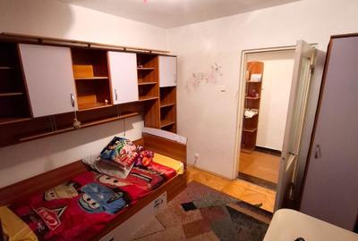 Apartament 4 camere, 123 mp   Ultracentral, zona Teatru Tribunalul Nou, Focșani - 3