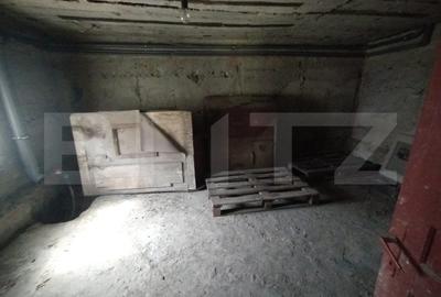 Casa 140mp,curte si teren imprejmuit 800mp,+teren extravilan 2ha, zona Monor - 7