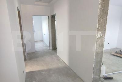 Casă cu 4 camere în Cornești