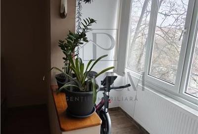 Apartament cu 4 camere decomandat, mobilat în Steaua - 4