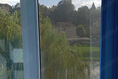 Inchiriez ap.cu 3 camere - 10