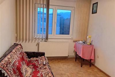 Apartament cu 2 camere semidecomandat în Gemenii - 2