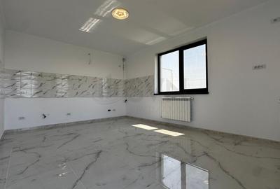 Casă individuală cu 5 camere cu Teren 500 Mp în Balotești - 12