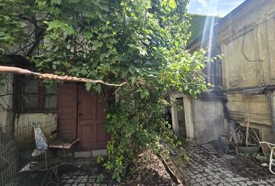 Casă individuală cu 7 camere cu Canalizare în Dorobanți - 13