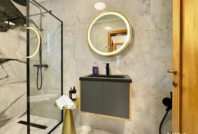 Apartament Cornisa etaj 1 lux