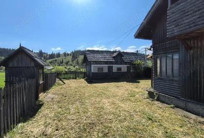 Casă cu 4 camere cu Teren 1170 Mp în Poiana Stampei - 3