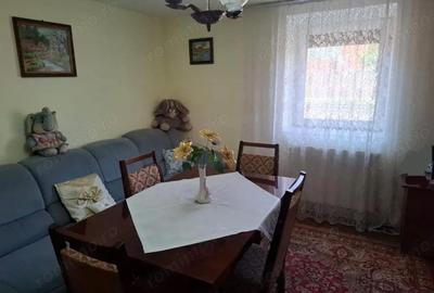 Casă cu 5 camere cu Teren 812 Mp în Central - 8