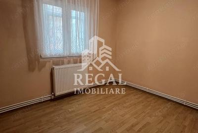Apartament cu 4 camere decomandat în Sud - 10