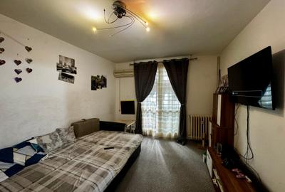 Vanzare apartament 2 camere Titan Potcoava parcare ADP - 15