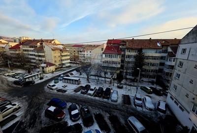 Apartament cu 2 camere decomandat în 1 Mai - 16