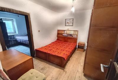 Casă cu 4 camere cu Teren 1634 Mp în Teslui - 1