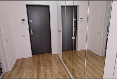 Garsonieră decomandată, mobilată în Tractorul - 8