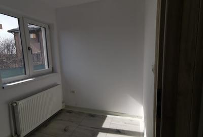 Casă individuală cu 3 camere cu Canalizare în Lumina - 9