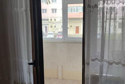 Apartament cu 3 camere semidecomandat în Central - 8