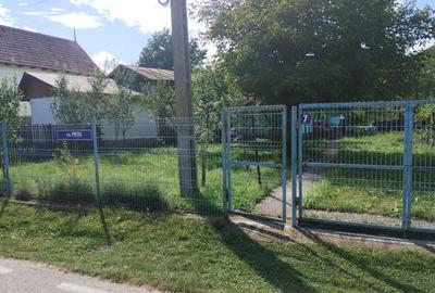 Casă în Aluniș - 1