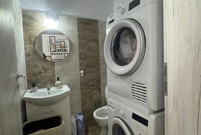 Proprietar propun spre vanzare apartament 3 camere - 2