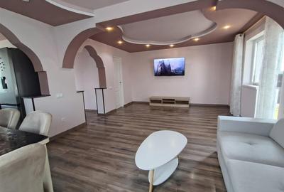 Duplex cu 4 camere cu Canalizare în Tișăuți - 2