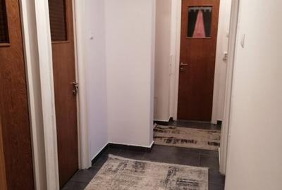 Apartament cu 3 camere decomandat în Tineretului - 2