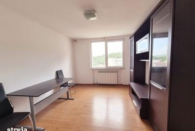 Apartament cu 3 camere decomandat în Est - 13
