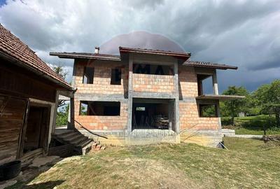 CASA cu PRIVELISTE- Somcuta - 9