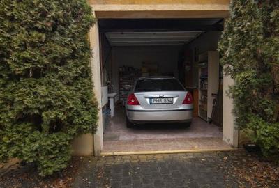 Casă cu 10 camere cu Canalizare în Central - 7