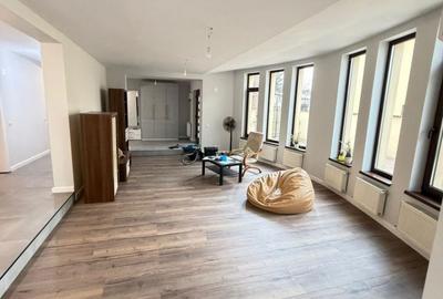 Casă cu 5 camere cu Teren 500 Mp în Central - 2