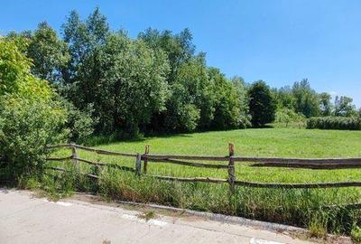 Teren de 1330 mp, în Negrești